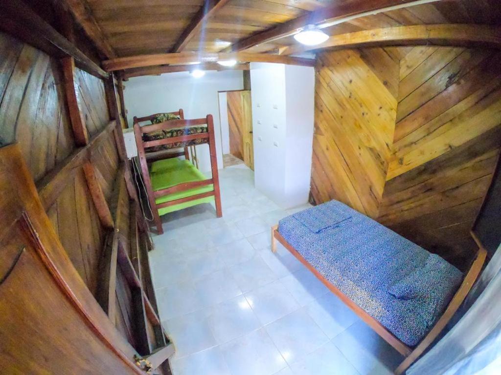 Хостел Iguana Beach House Монтаньита Экстерьер фото